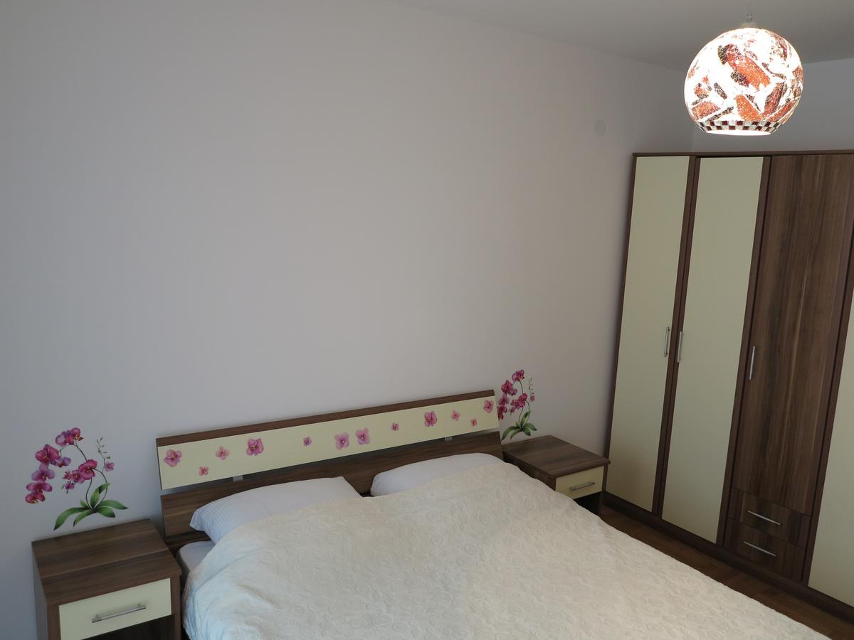 Apartment Sunrise Sveti Stefan Dış mekan fotoğraf